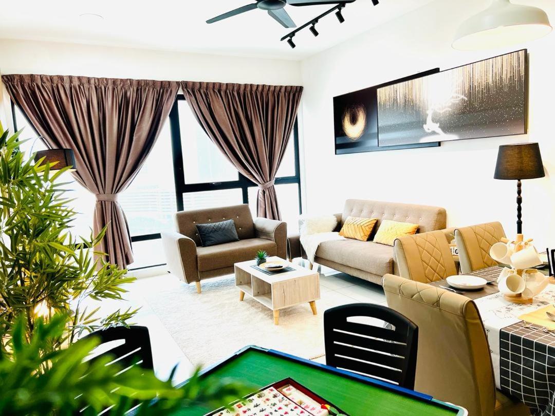 Mosaic Mid Valley South Key By R9 Johor Bahru