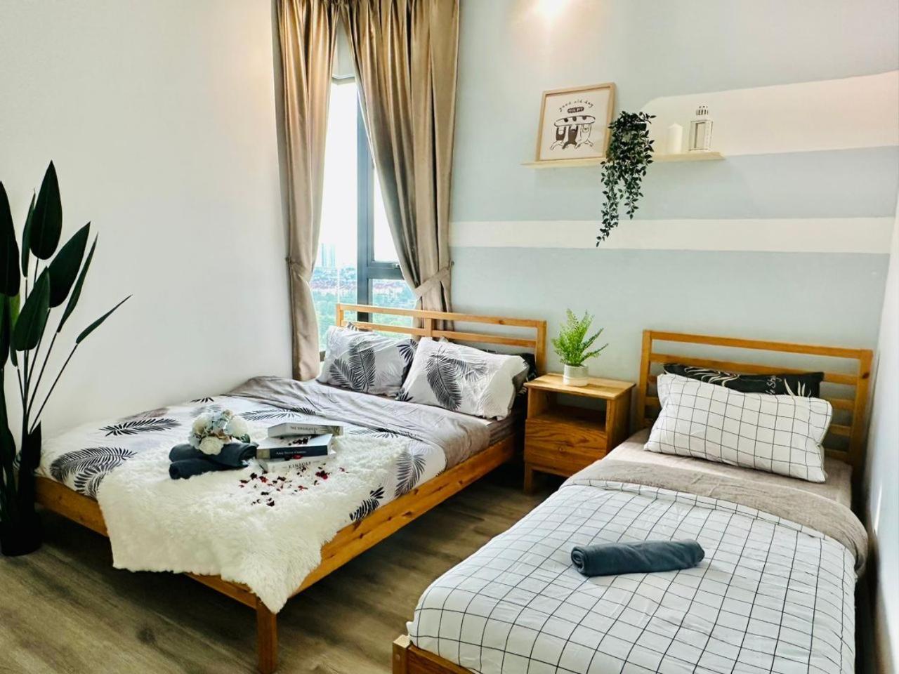 Mosaic Mid Valley South Key By R9 * Johor Bahru
