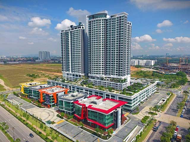 Mosaic Mid Valley South Key By R9 Apartment
