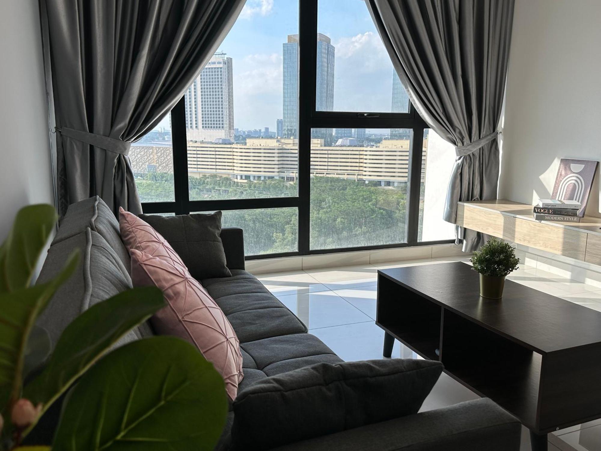 Apartment Mosaic Mid Valley South Key By R9 Johor Bahru