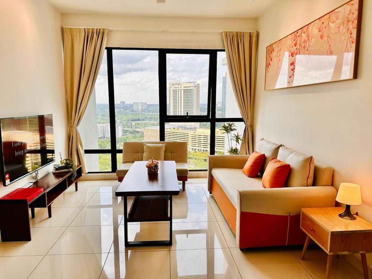 Mosaic Mid Valley South Key By R9 Apartment *